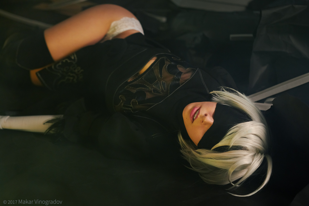 nier_automata_yorha_no_2_type_b_aka_2b_cosplay_by_disharmonica_db2pmcz