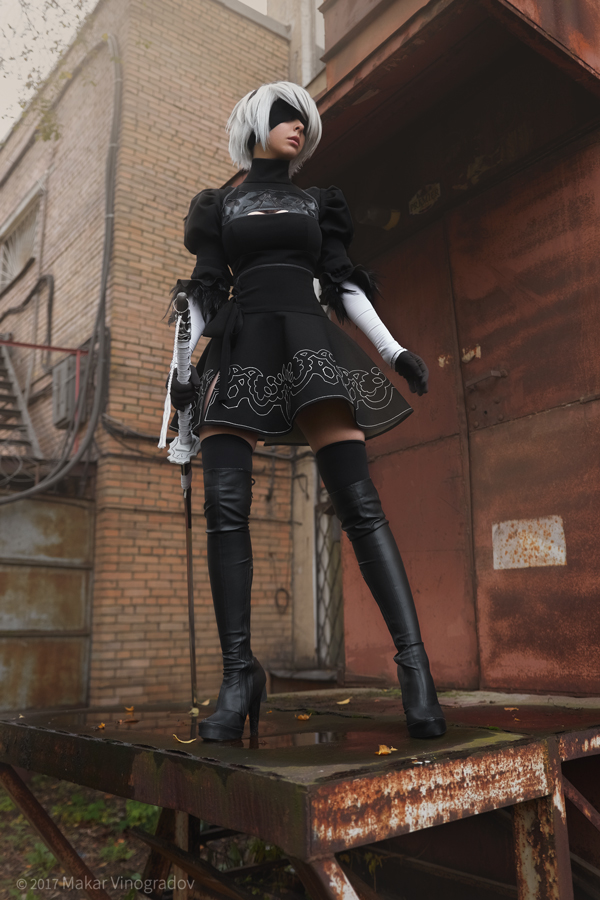 nier_automata_yorha_no_2_type_b_aka_2b_cosplay_by_disharmonica_db03kb2