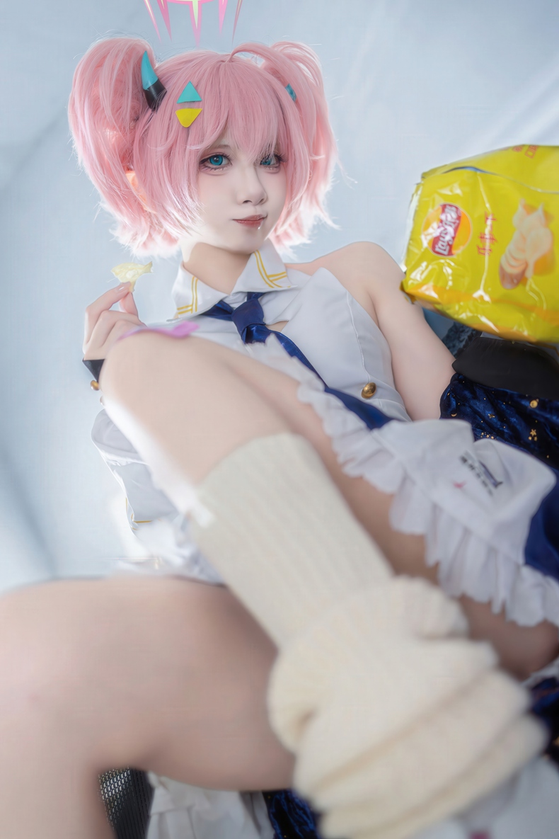 00022